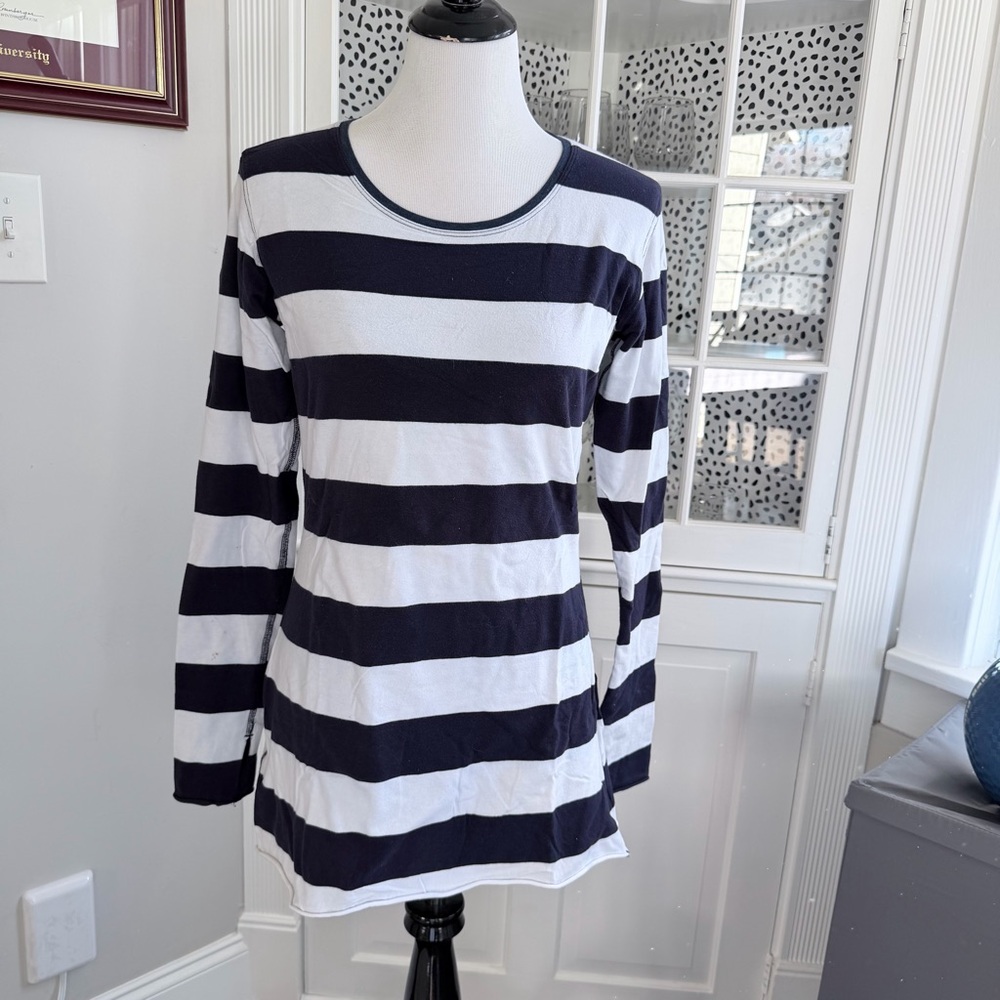 lululemon athletica | Reversable Long Sleeve Top | Size 10